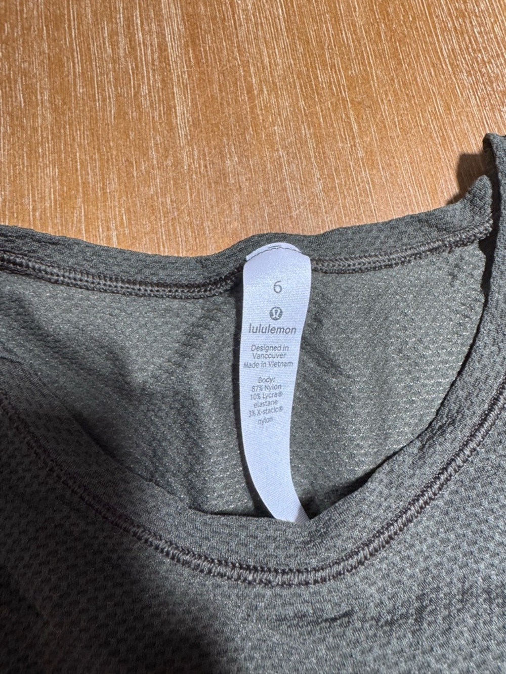 lululemon athletica Olive Green Mesh Crop Tank - Picture 2 of 3